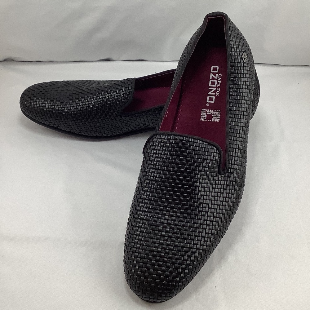 New Capa De Ozono Porcino Leather Loafer 9.5 Black